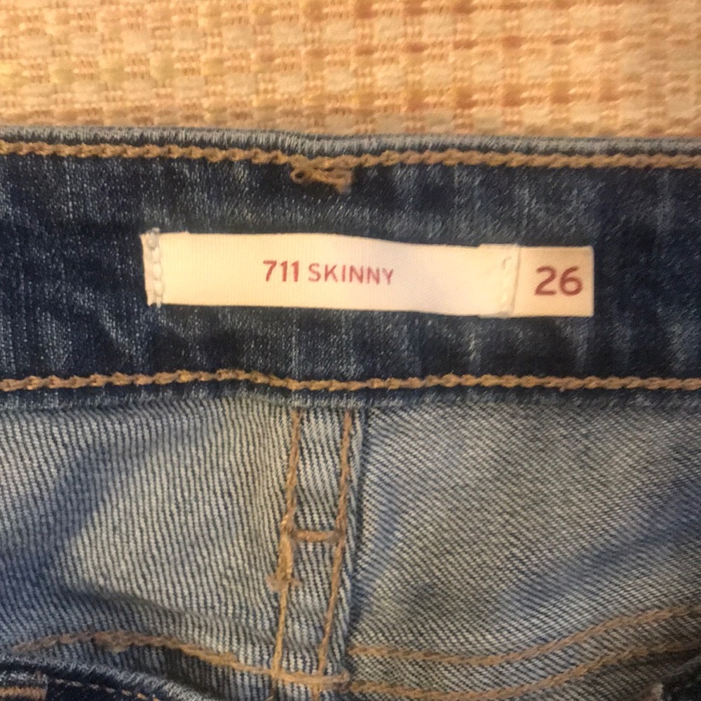 Levi’s 711 Skinny Jeans - Picture 7 of 13